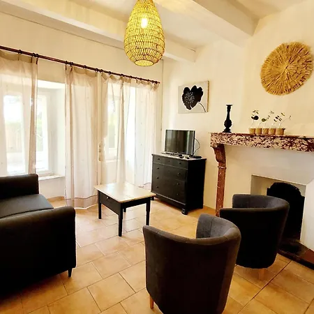 Charming Stone House With Private Pool Holiday home
