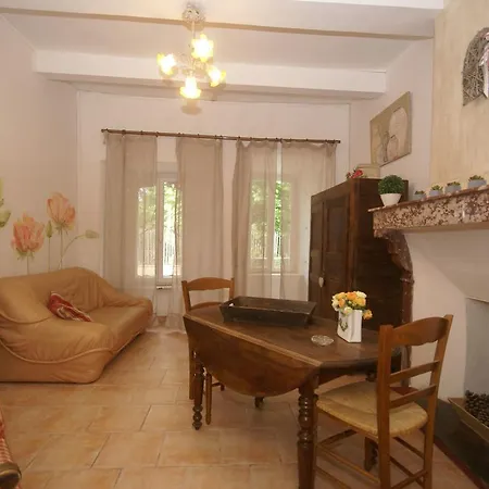 Holiday home Charming Stone House With Private Pool La Caunette